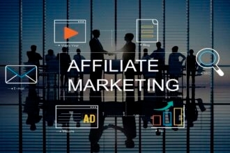 A Venn diagram showing the intersection of Passion, Profitability, and a Solvable Problem for choosing the right affiliate marketing niche.