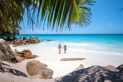 he breathtaking swirling sands of Hill Inlet at Whitehaven Beach, one of Australia's most beautiful beaches and scenic coastlines.